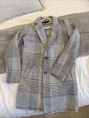Dynamite Black & White Glen Plaid Pea Coat